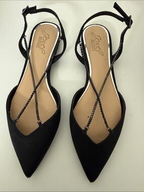 Jewel Badgley Mischka Black Pointed Toe Slingback Flats with Chain T-Strap
